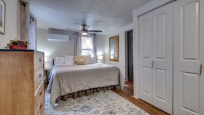 1 chambre, fer et planche à repasser, Wi-Fi gratuit, draps fournis