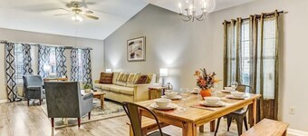 Fenced Yard, Patio & BBQ · Historic District Area