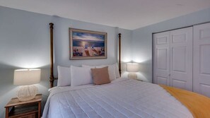 2 bedrooms, iron/ironing board, free WiFi, bed sheets - Steps to the Beach! Flamingle in Fushia, Unit B (Tybee Island)