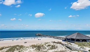 Beach nearby - Beach Vacation! Walkable to Dining&Shopping-Unit A (Tybee Island)