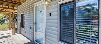 Beach Vacation! Walk to Dining&Shopping-3 Units