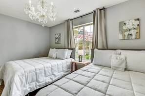 4 Schlafzimmer, Bügeleisen/Bügelbrett, kostenloses WLAN, Bettwäsche