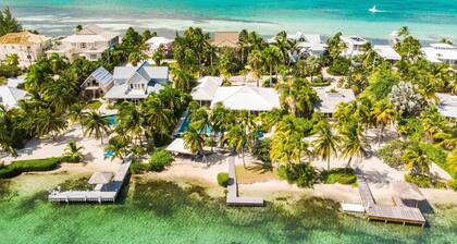 Yippee Kai Eh! @ Rum Point - A Villa with Heated Pool & Dock