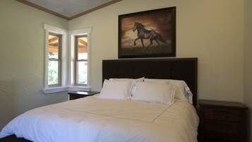 2 Schlafzimmer, Zimmersafe, Bügeleisen/Bügelbrett, kostenloses WLAN