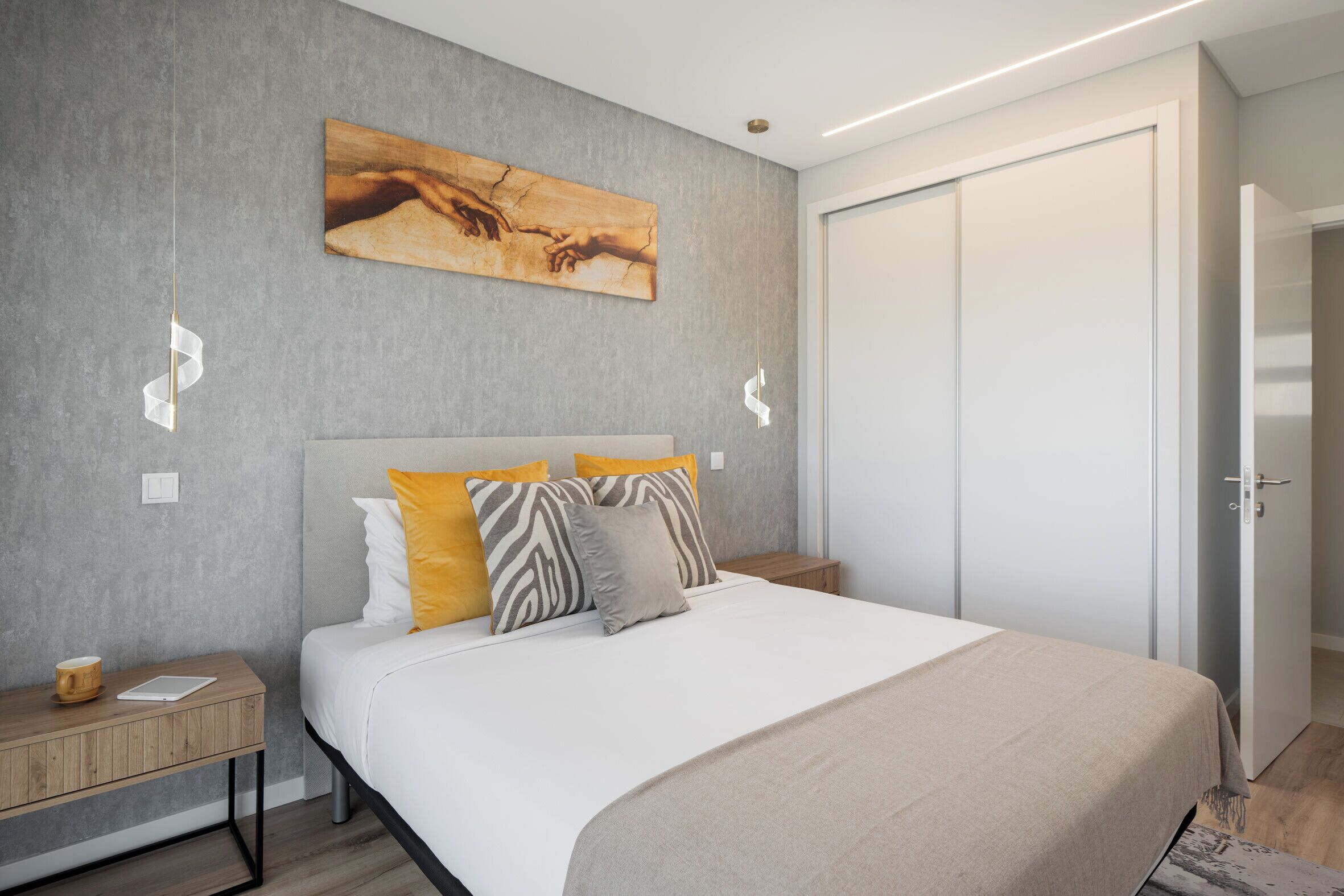 3 bedrooms, iron/ironing board, WiFi, bed sheets