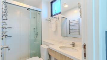 Departamento básico | Baño