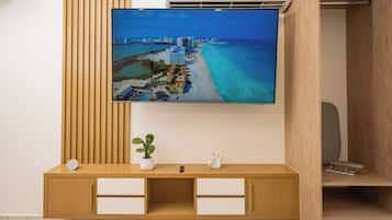 TV connectée de 65 pouces avec chaßnes numériques