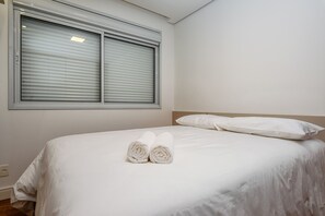 Basic Apartment | 3 bedrooms, free WiFi, bed sheets