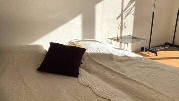 1 bedroom, in-room safe, iron/ironing board, travel cot