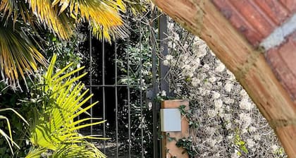 Panoramic View Bungalow w/ Terrace & AC Between Locarno & Bellinzona