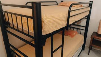2 chambres, Wi-Fi gratuit, draps fournis