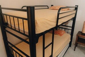 2 chambres, Wi-Fi gratuit, draps fournis