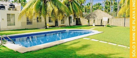 Piscina all'aperto
