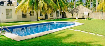2 bedroom house with swimming pool in Ixtapa
