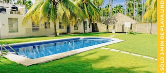 2 bedroom house with swimming pool in Ixtapa