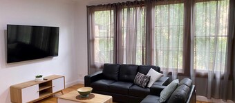 Cottage - 3 Bedrooms & 2-bathroom Cottage