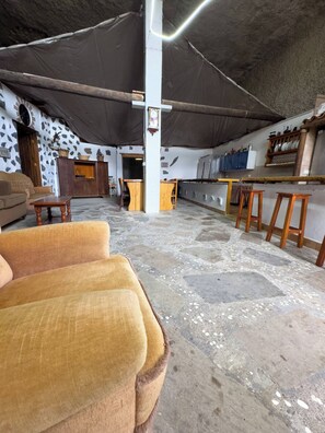 บ้านพัก, 2 ห้องนอน, พร้อมสิ่งอำนวยความสะดวกสำหรับผู้พิการ, สูบบุหรี่ได้ | ภายใน