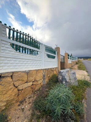 House, 2 Bedrooms, Accessible, Smoking | Property grounds