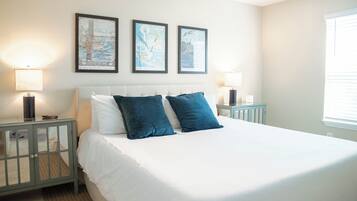 3 habitaciones, escritorio, tabla de planchar con plancha y wifi gratis