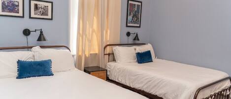 5 Schlafzimmer, Bügeleisen/Bügelbrett, WLAN, Bettwäsche