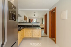 Basic Villa | Private kitchen