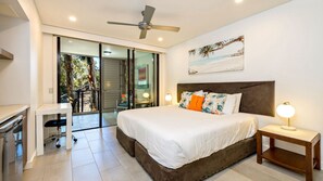 2 bedrooms, desk, iron/ironing board, free WiFi - Belle Escapes 228-229 Luxury Beachfront Resort Palm Cove (Palm Cove)