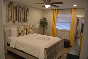 3 dormitorios, tabla de planchar con plancha, wifi gratis y ropa de cama