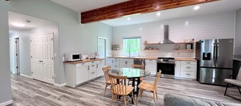 Serene 2-bedroom apartment with WiFi in Wasilla