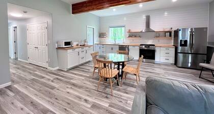 Serene 2-bedroom apartment with WiFi in Wasilla