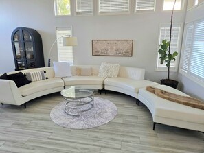 Téléviseur, foyer, écran d’ordinateur