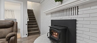 Bright & Spacious 3-bedroom Basement in Orem with WiFi, AC, In-Unit Laundry