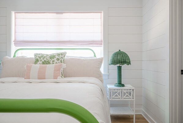2 chambres, fer et planche à repasser, Wi-Fi gratuit, draps fournis