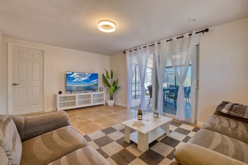 VILLA BEACH PARADISE – HEATED POOL & SPA | WATER VIEW