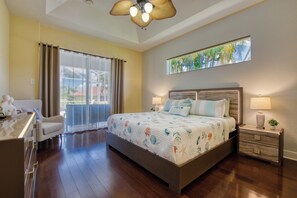 4 habitaciones, tabla de planchar con plancha y cuna de viaje 