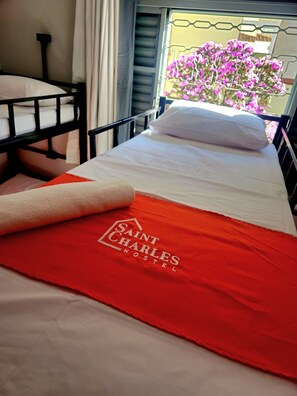 Economy Shared Dormitory, Non Smoking, Housekeeping | Free WiFi - Saint Charles Hostel (Sao Carlos)