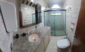 Soap, toilet paper - Saint Charles Hostel (Jardim Lutfalla São Carlos)