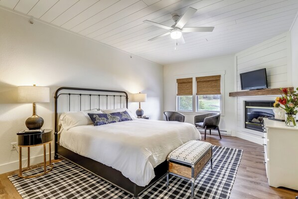 1 habitación, tabla de planchar con plancha, internet y ropa de cama 