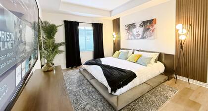 Charming 3BR with WiFi, AC and Parking in Marvelous Los Angeles