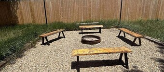 Room 5: Mountain Retreat 15 Minutes to Red River/Angel Fire