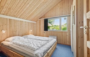 4 bedrooms, free WiFi