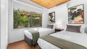 2 chambres, fer et planche à repasser, Wi-Fi, draps fournis
