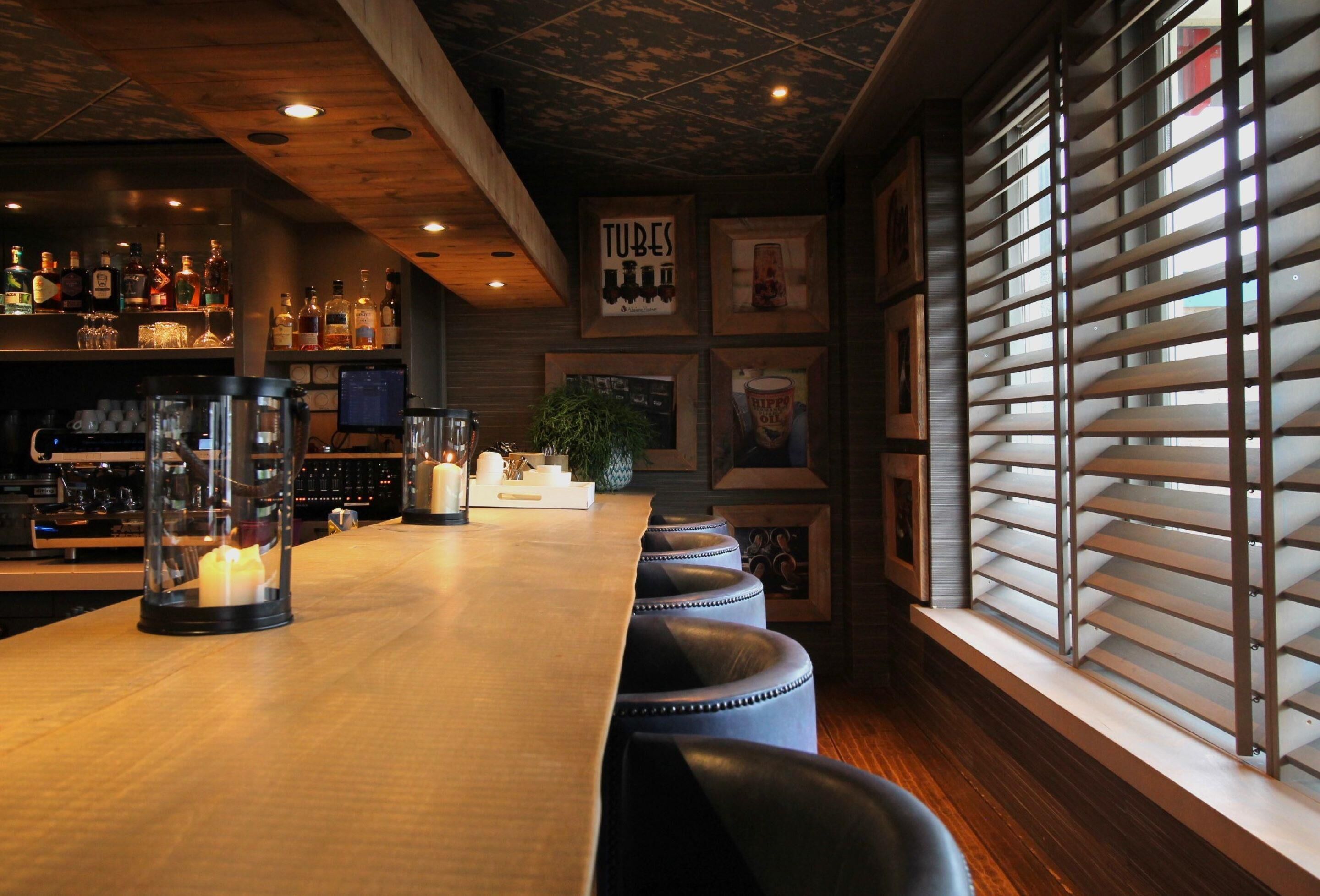Bar (ter plaatse)