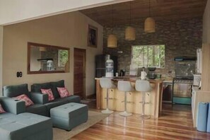 Interior - *HIGH SEASON PROMOTION* Ocean Villa Close to the Beach (Puntarenas Province)