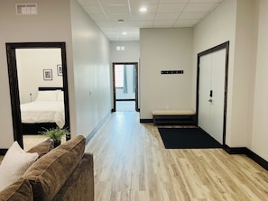 2 bedrooms, desk, iron/ironing board, free WiFi