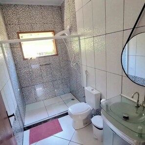 Dusche, Seife, Toilettenpapier