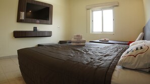Classic Double Room, City View | Laptop workspace, blackout drapes, soundproofing, free WiFi