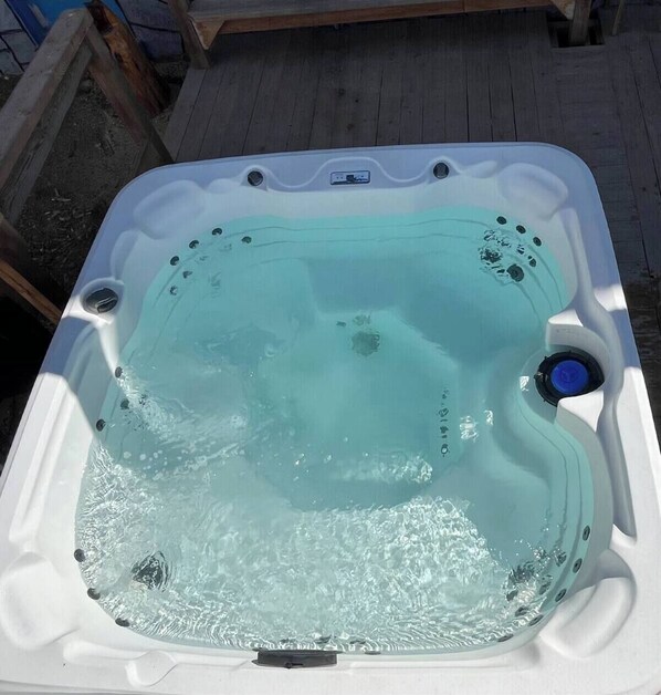 Bain à remous extérieur