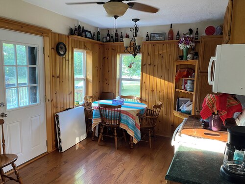 Charming 2-BR house in Marienville with AC.  Close to ATV trails. Two fire pits.