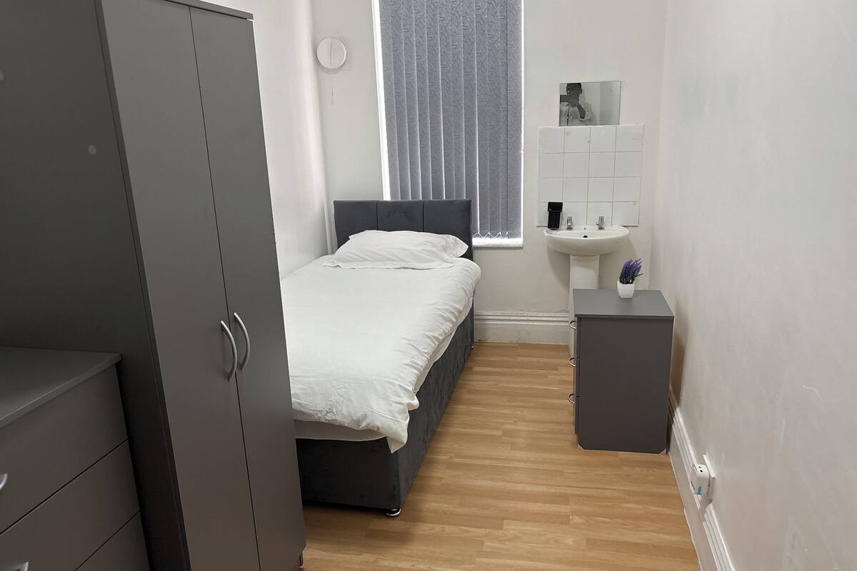 Comfort Single Room, Bay View | In-room safe, blackout drapes, soundproofing
