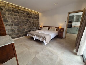 4 bedrooms, iron/ironing board, travel crib, free WiFi - Casa Manuela & Federico:  Authentic & Luxurious (Mogan (Capital Municipal))